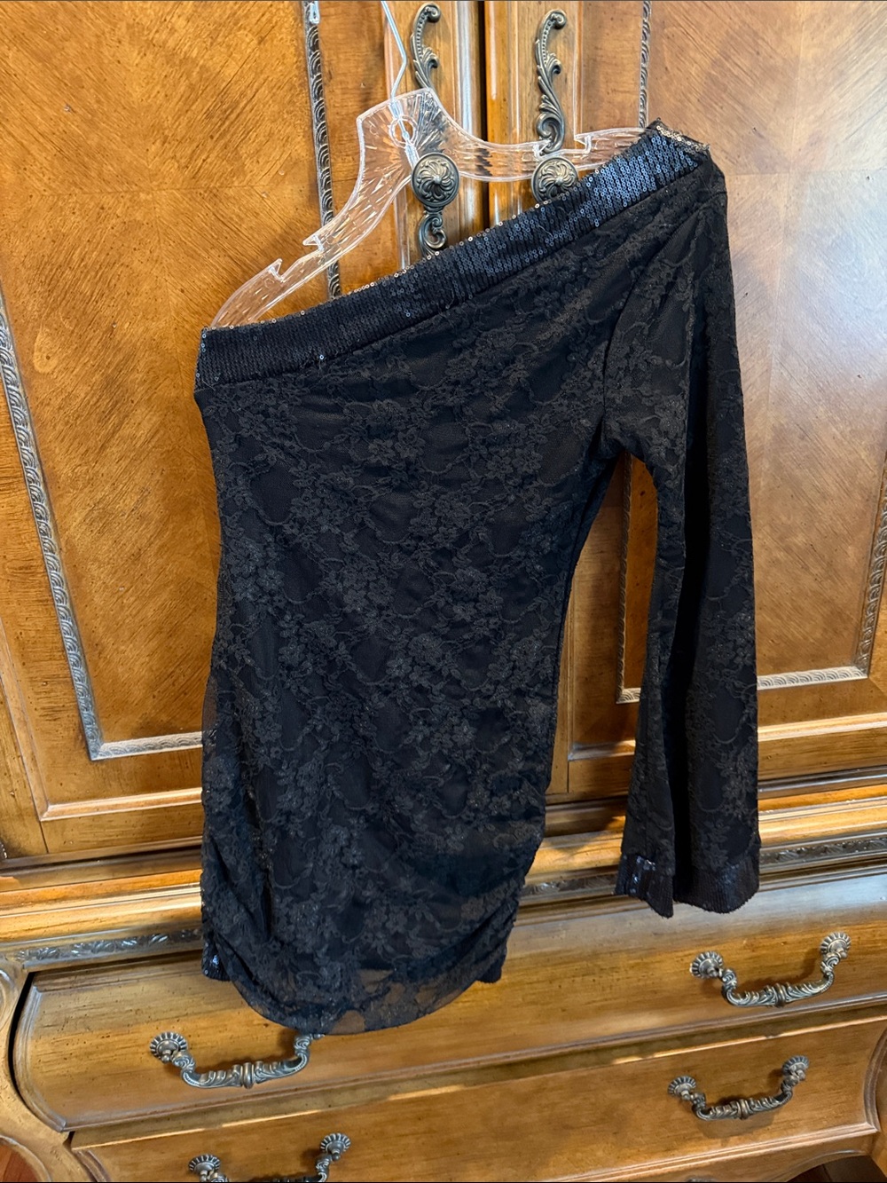Analili Black Lace One-Shoulder Mini Dress